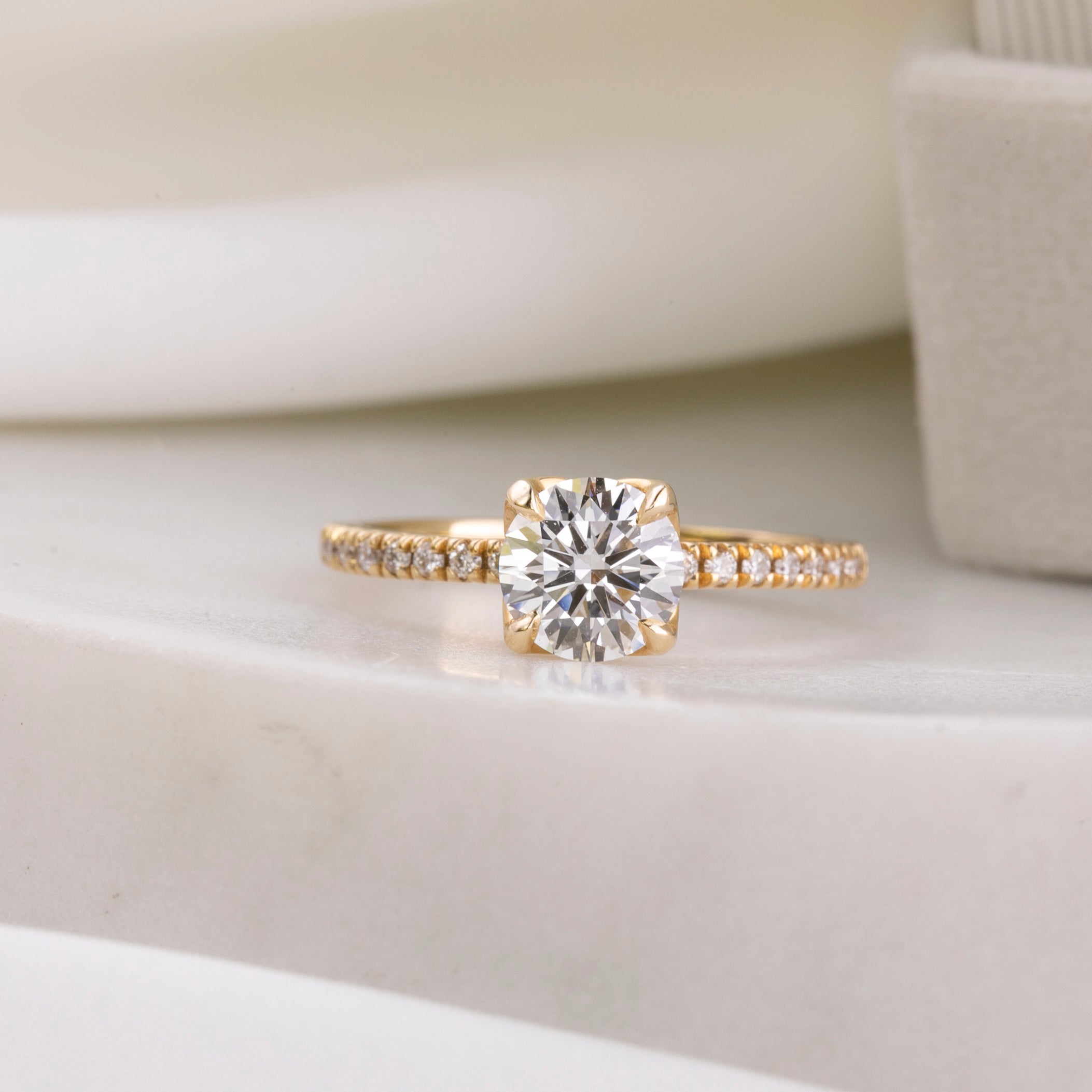 Maria Round Diamond Ring