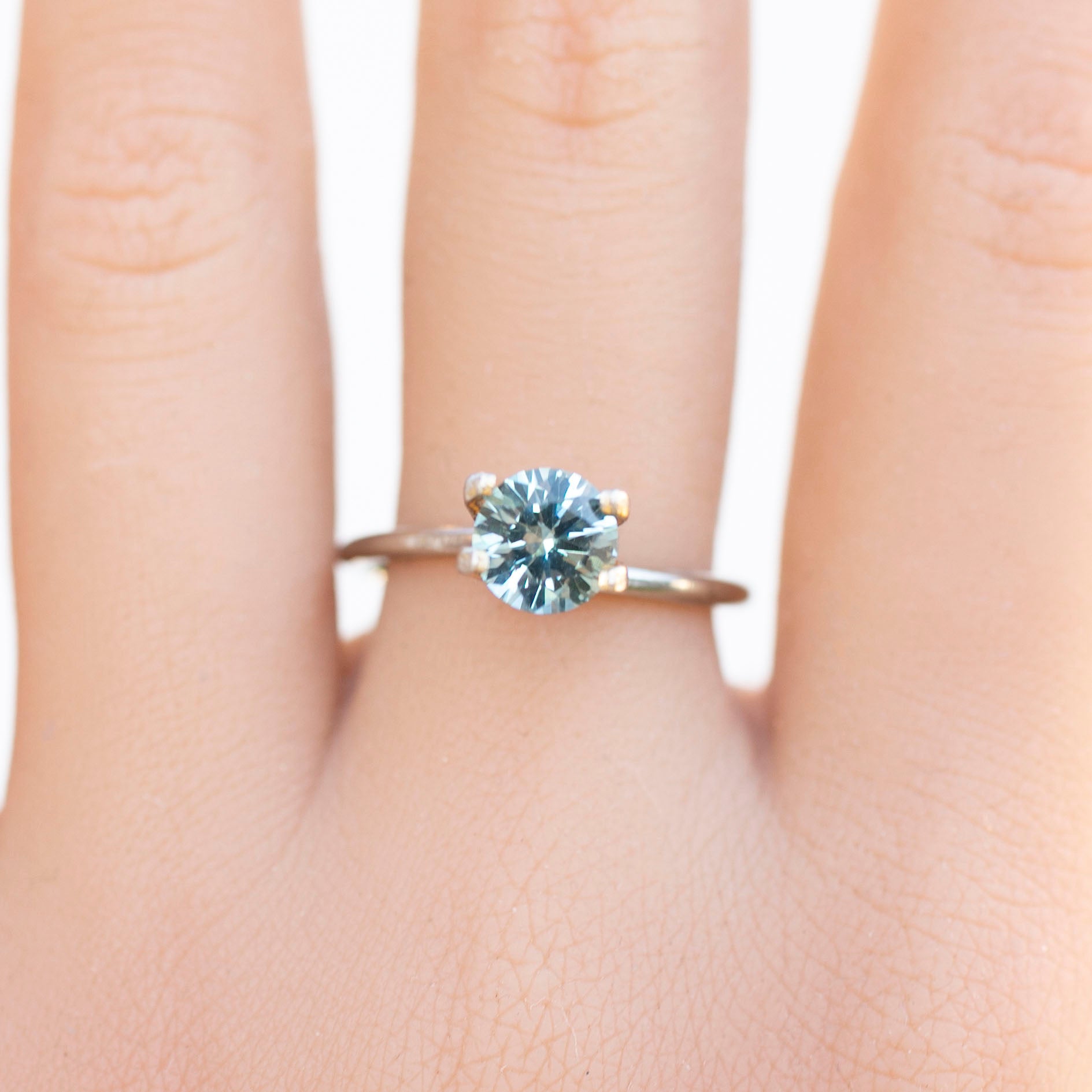 1.45ct Round Cut Light Blue Green Montana Sapphire SR365