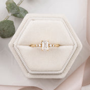 Estel Fleur Four Prongs Round Diamond Ring