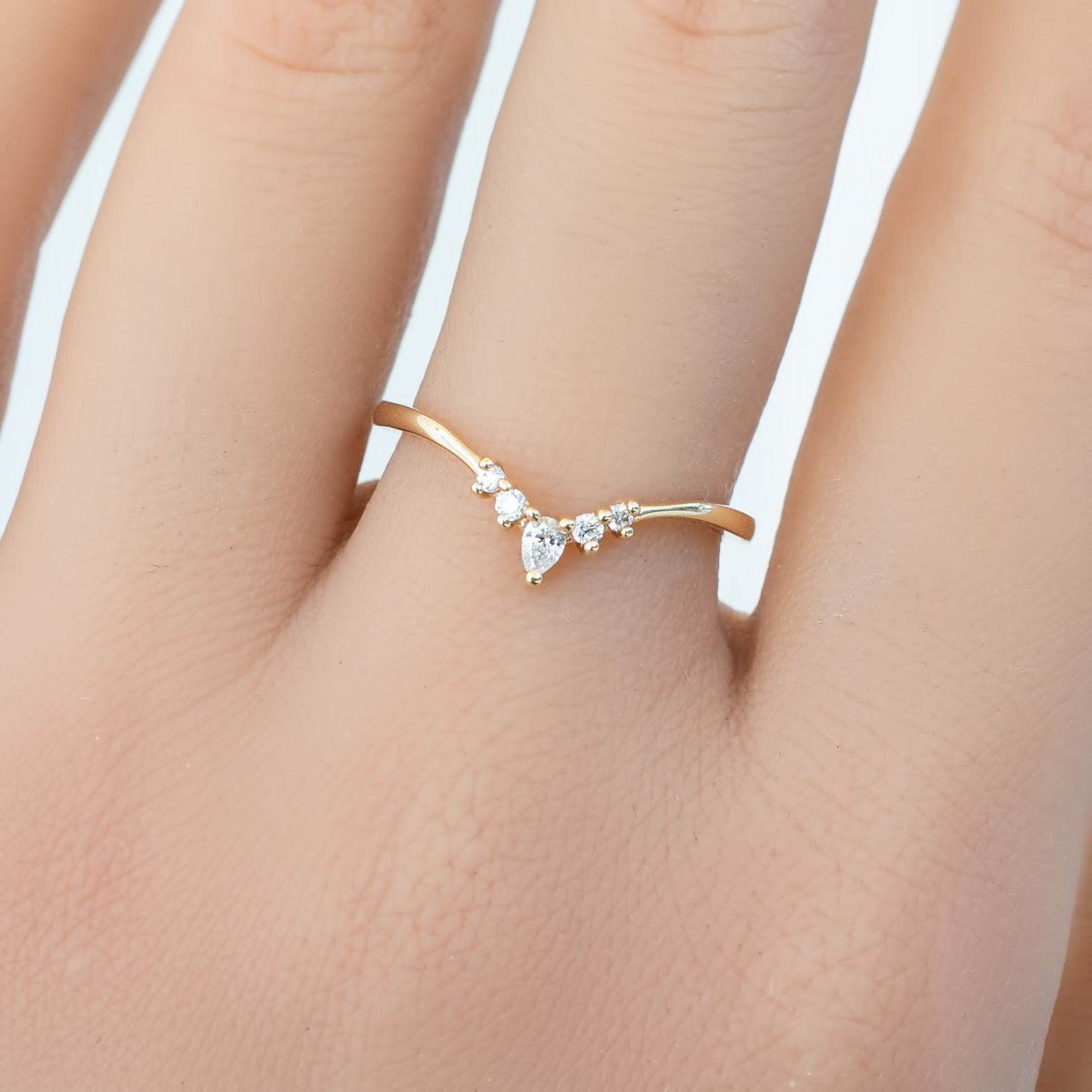 Gloria Petite Ring
