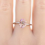 1.49ct オーバルカット ピンクサファイア マダガスカル産 SO342