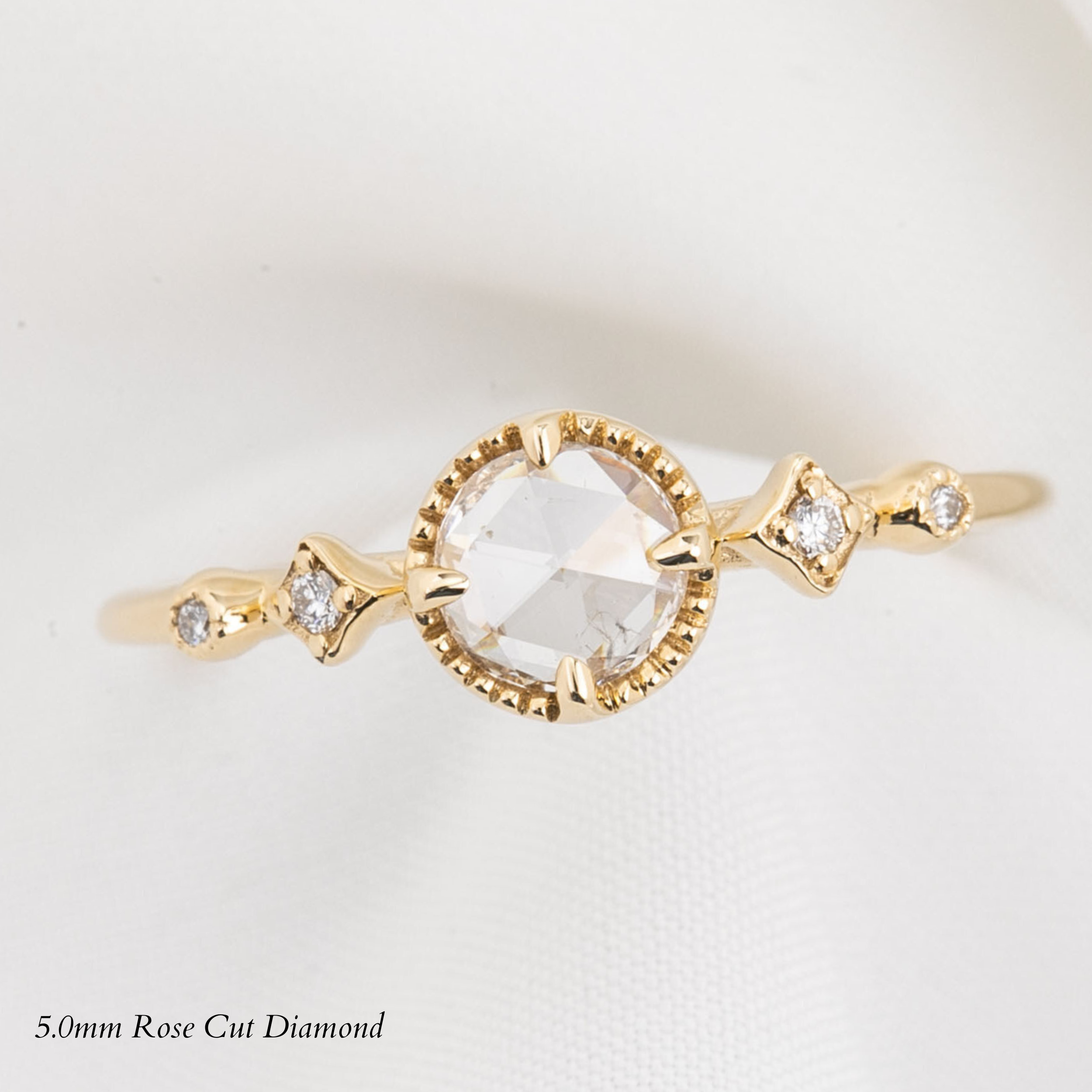 Stella Round Diamond Ring