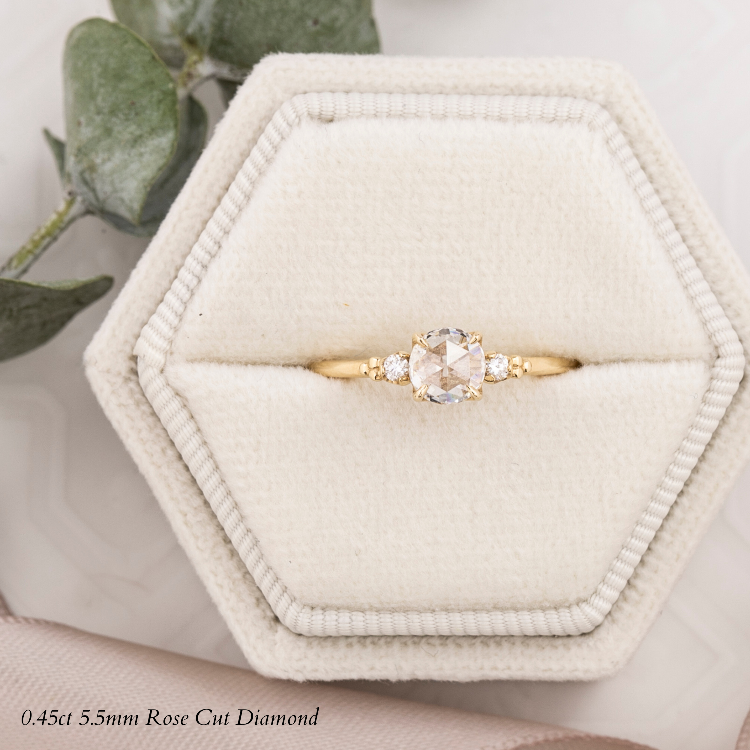 Estel Round Diamond Ring