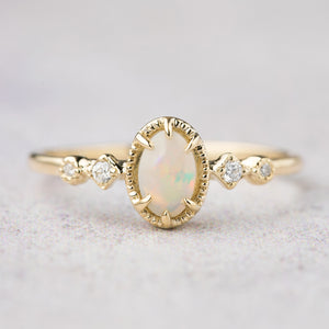 Stella Ring Opal