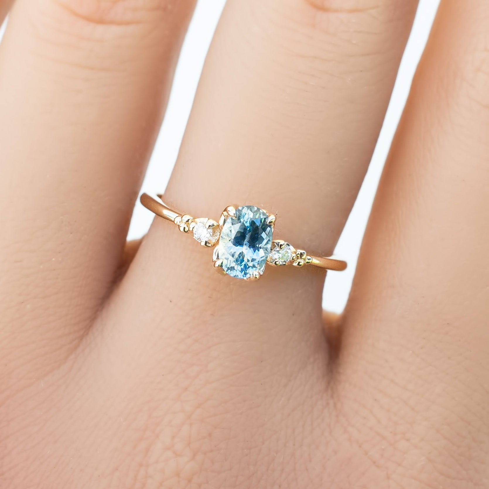 Estel Ring, 0.70ct Montana Sapphire, oval shape gemstone