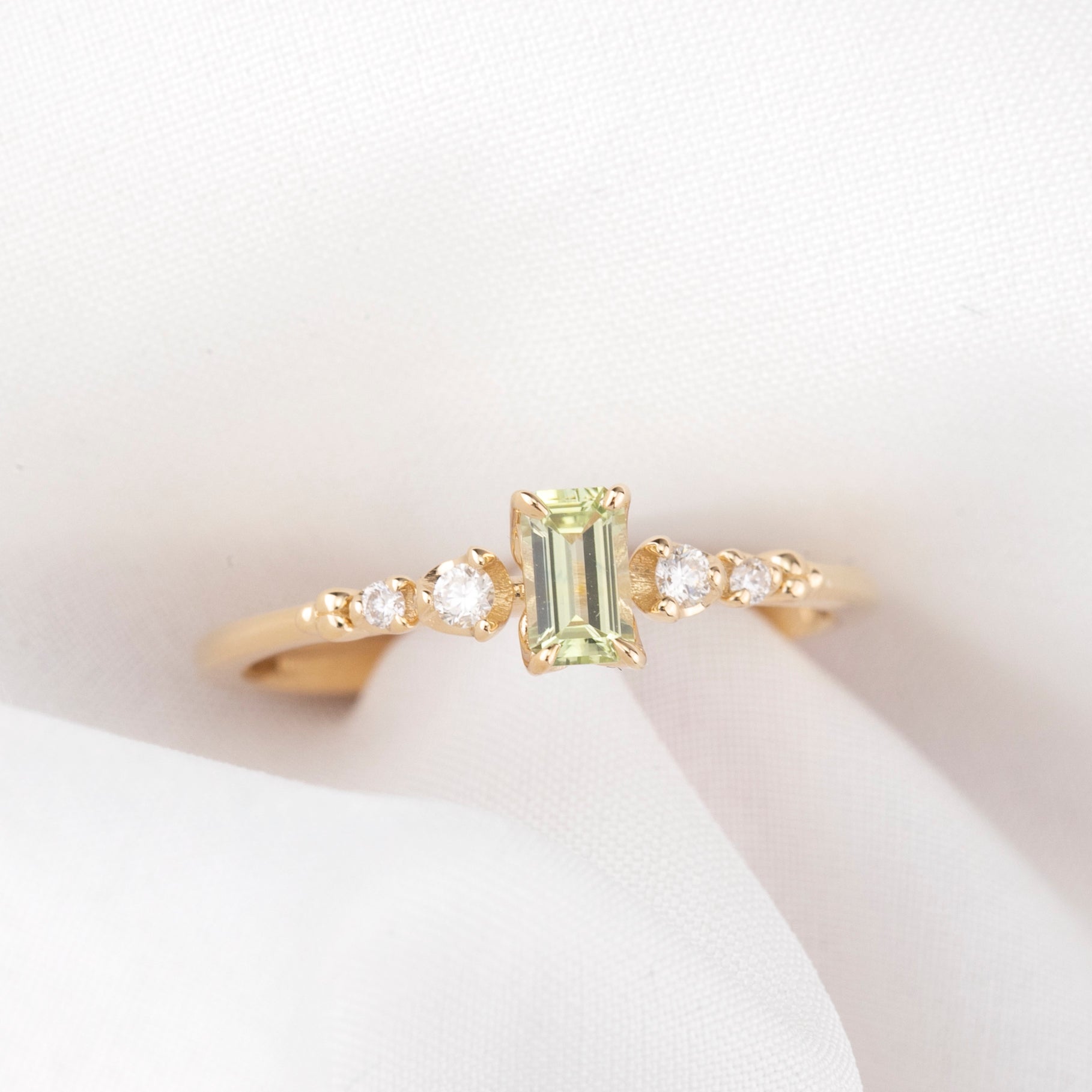 Estel Fleur Ring, 0.45ct Montana Sapphire