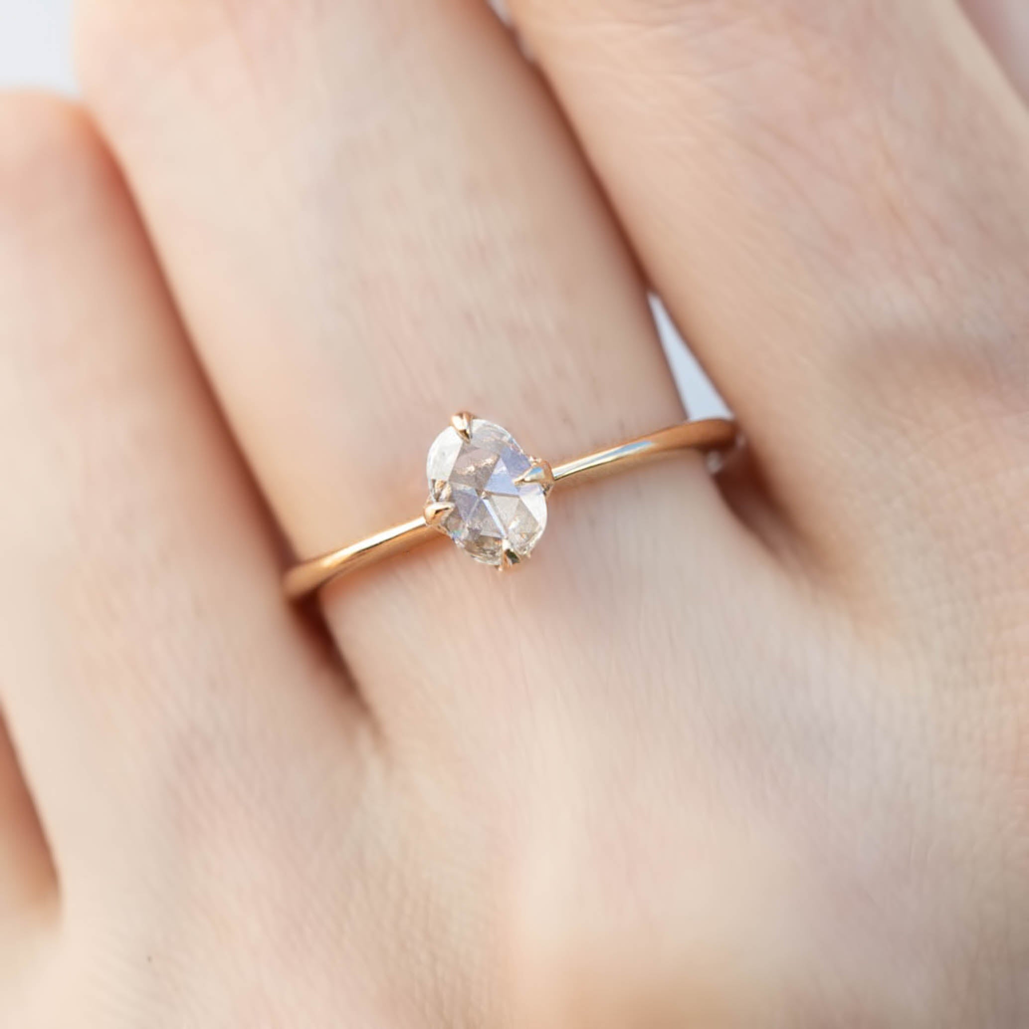 Alice Oval Diamond Ring