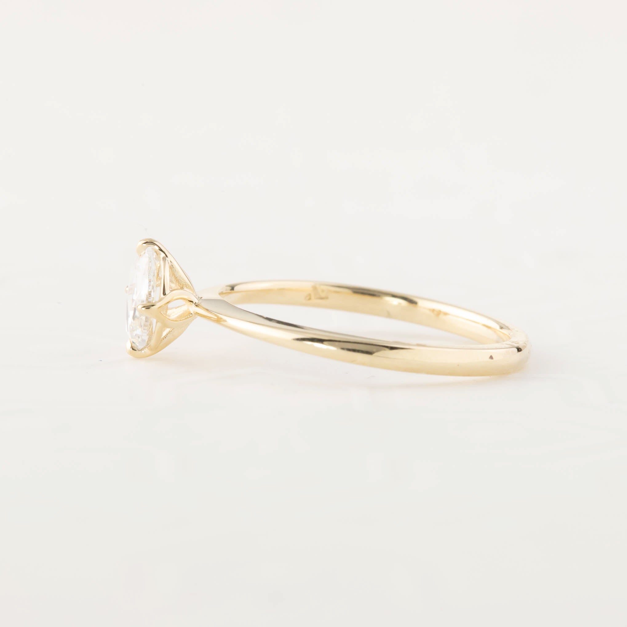 【一点物】アリスリング枠 0.49ct ローズカットダイヤモンド