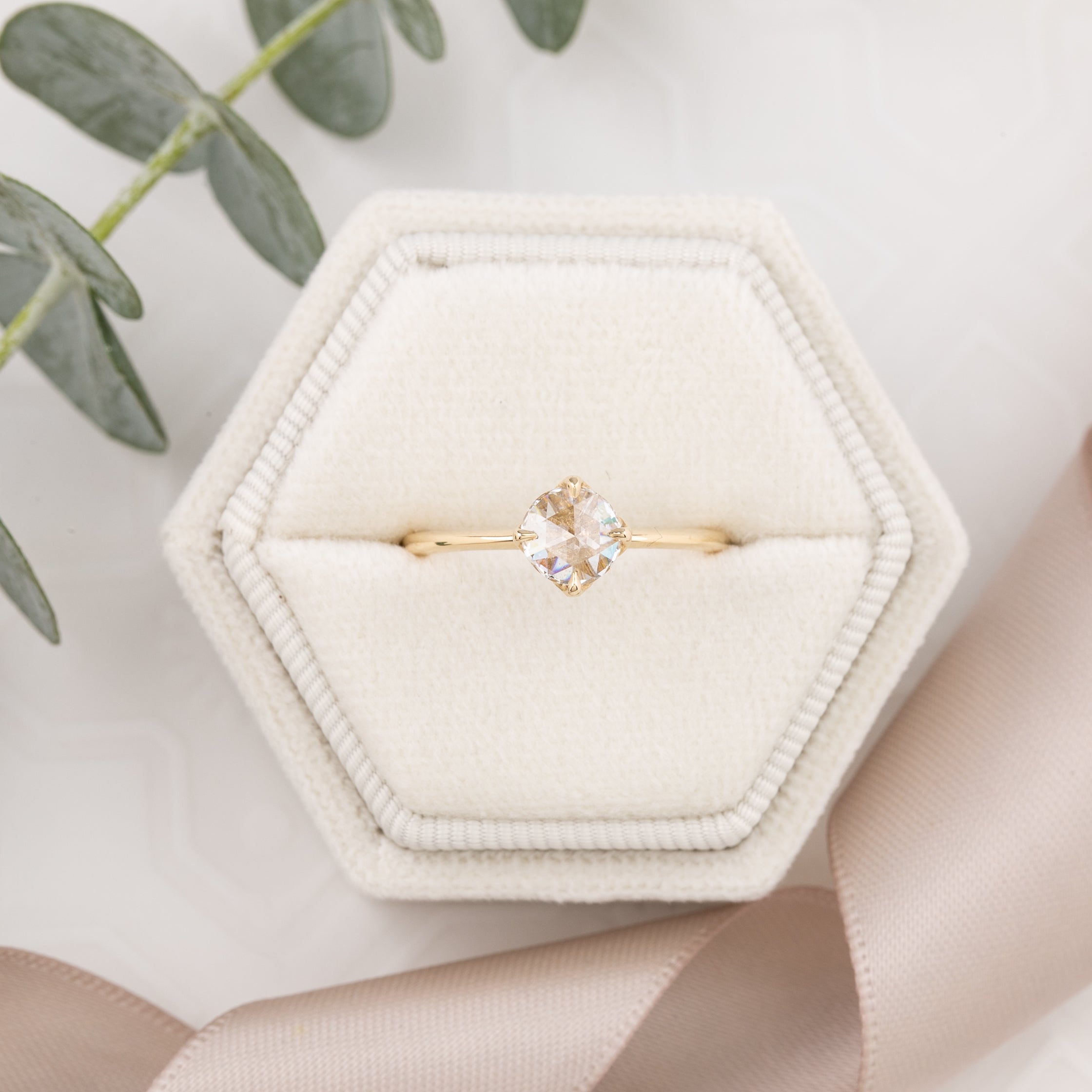 Alice Round Diamond Ring