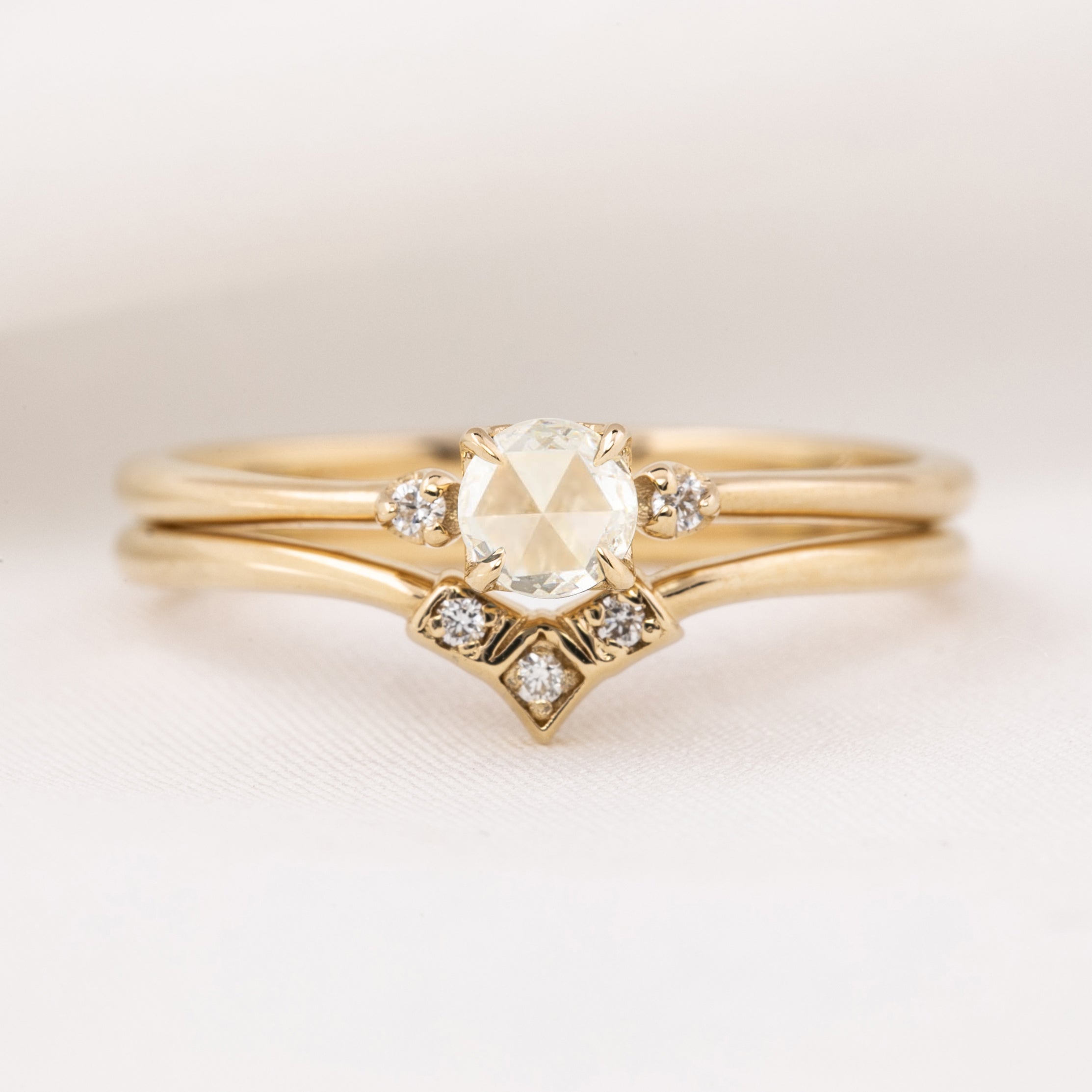 Sofia Round Diamond Ring