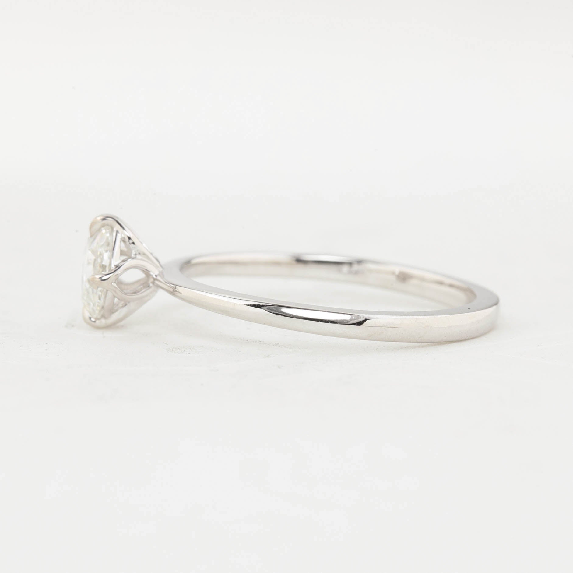 【一点物】アリスリング枠 ラウンドローズカットダイヤモンド 0.40ct