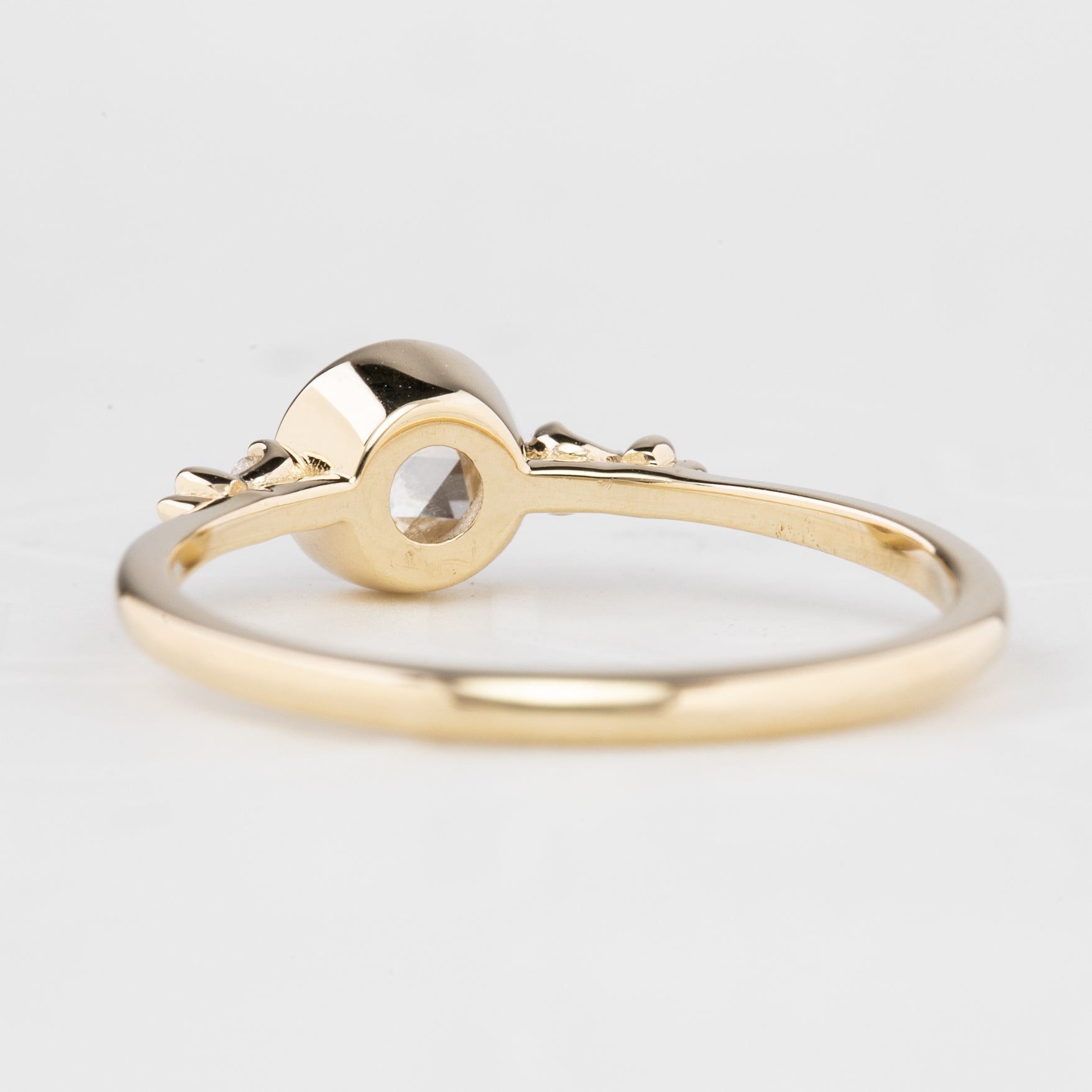 Estel Bezel Round Diamond Ring