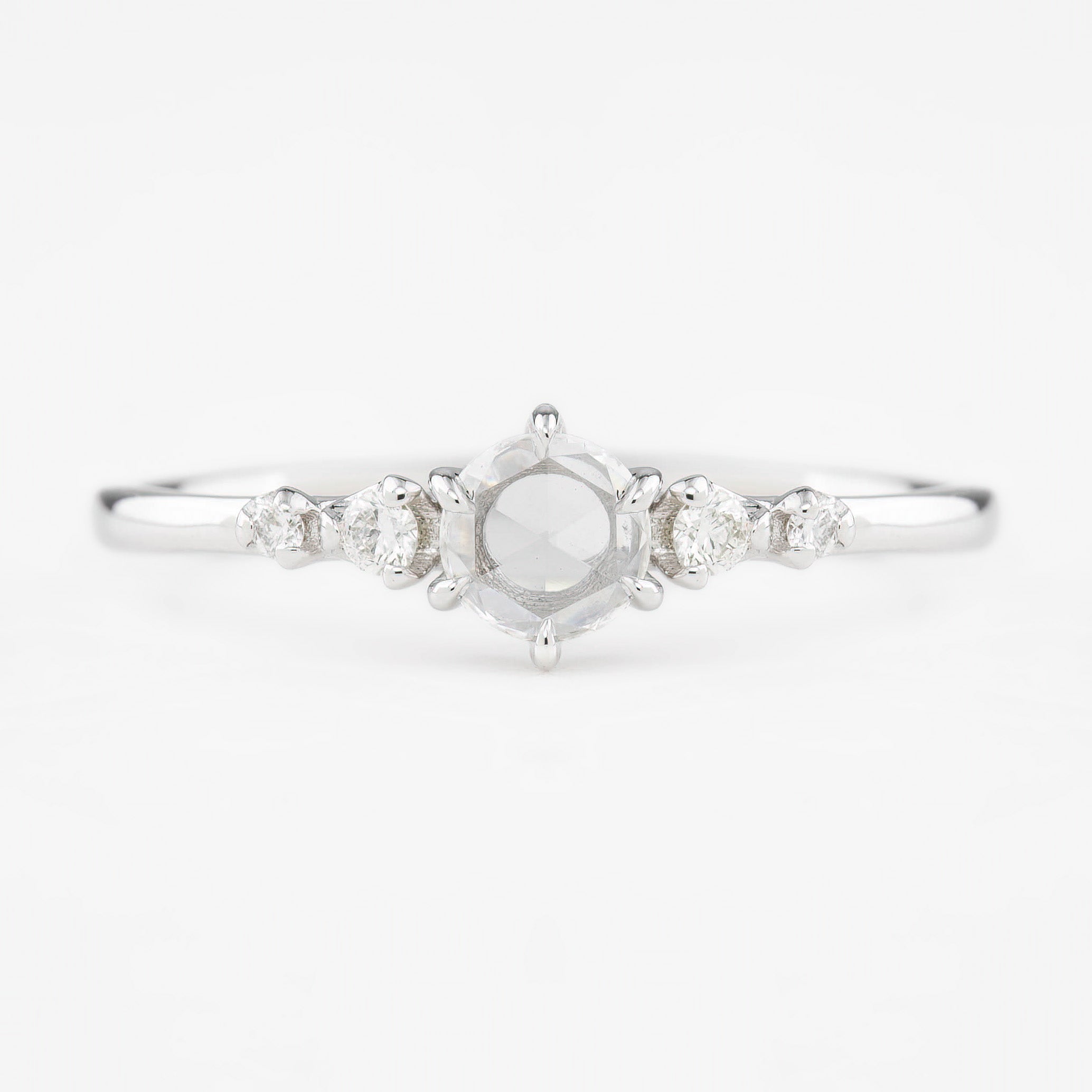 Mila Round Diamond Ring