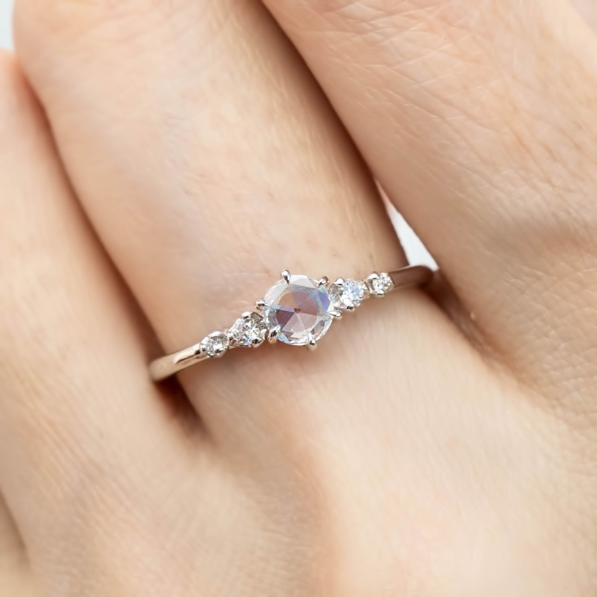 Mila Round Diamond Ring
