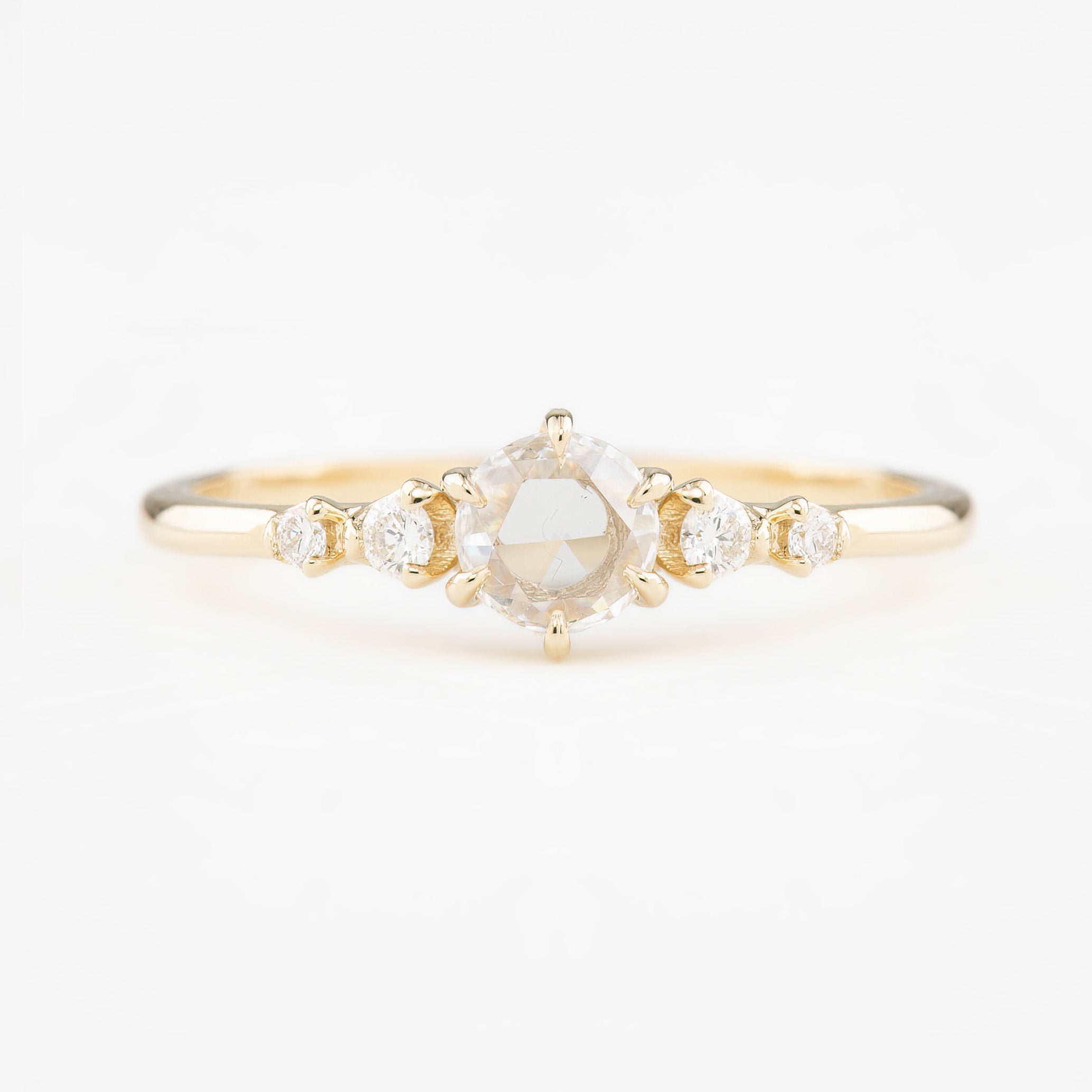 Mila Round Diamond Ring