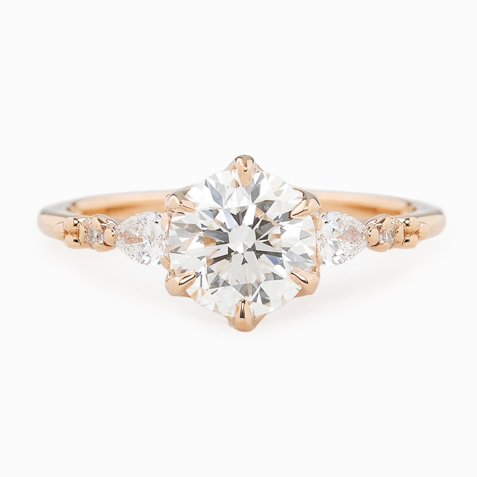 Estel Fleur Petal Round Diamond Ring