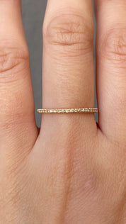Meteor Diamond Band (1.3mm)