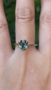 1.58ct Oval Cut Green Madagascar Sapphire SO572