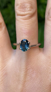 1.49ct Oval Cut Teal Blue Montana Sapphire SO595
