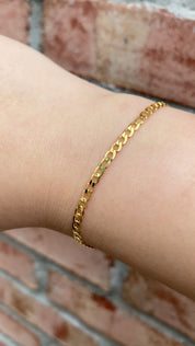 Classic Light Curb Chain Bracelet