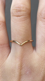 アイビー シェブロン リング Ivy's Chevron Ring