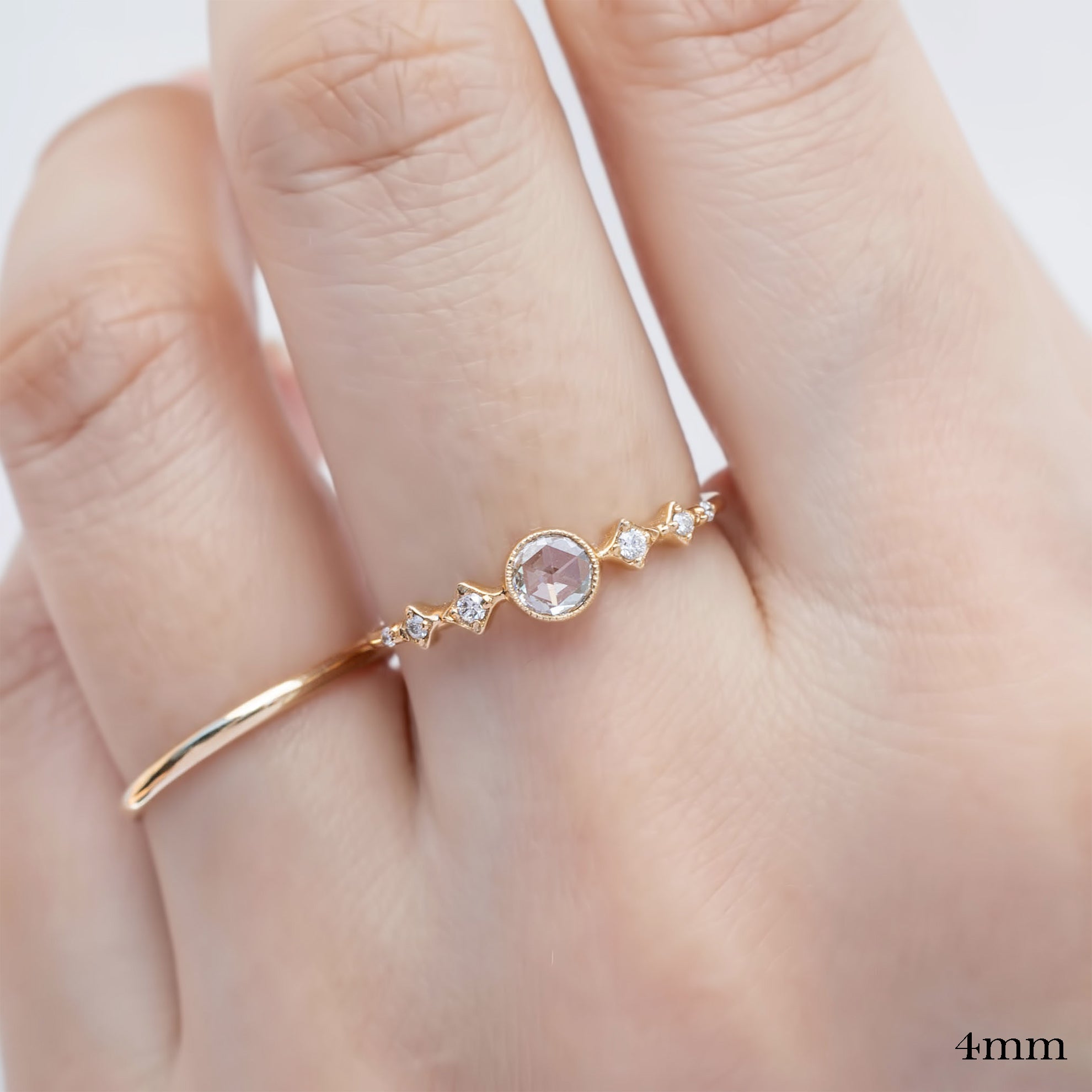 Celeste Round Diamond Ring