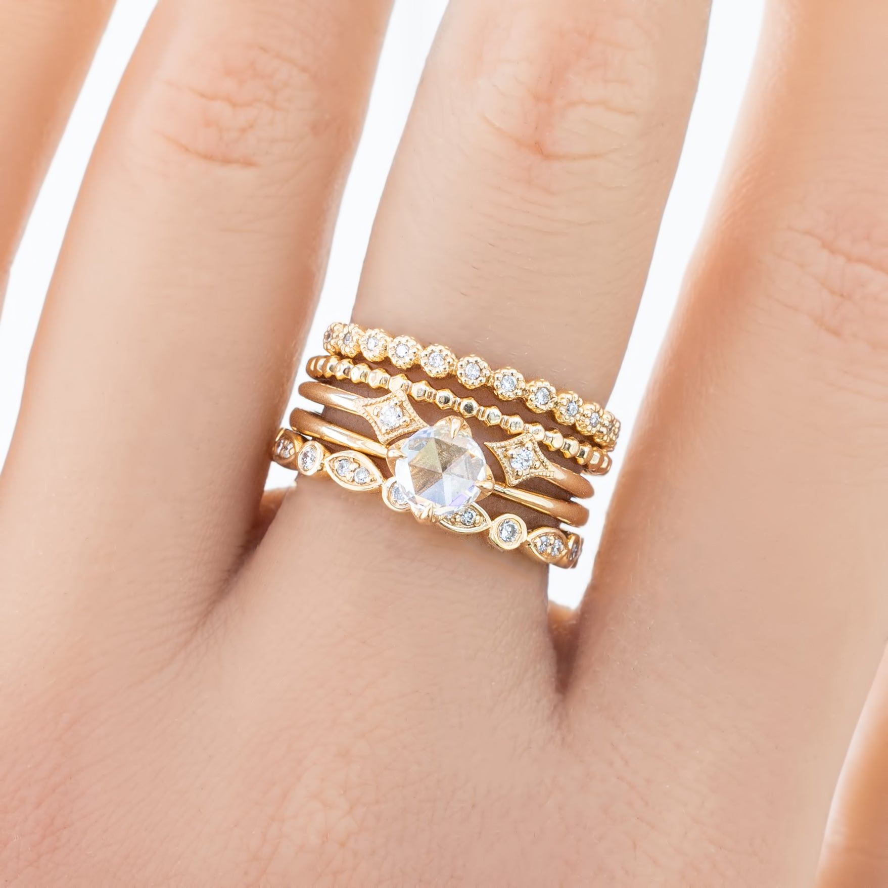 ダリア ダイヤモンド エタニティ リング Dahlia Diamond Eternity Ring