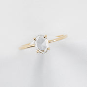 Lisa Oval Diamond Ring