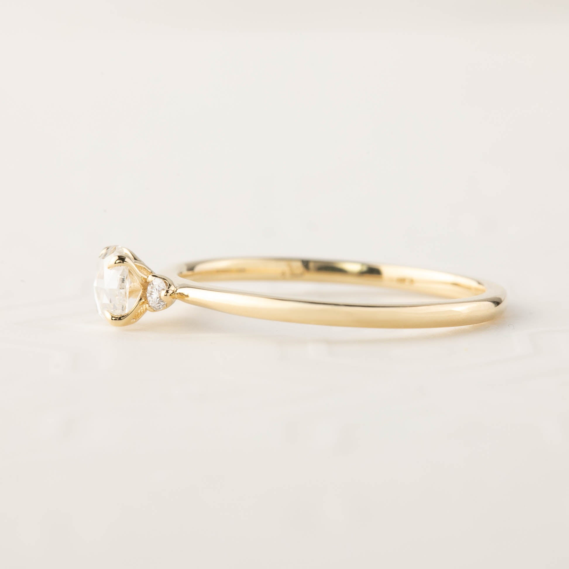 Sofia Round Diamond Ring