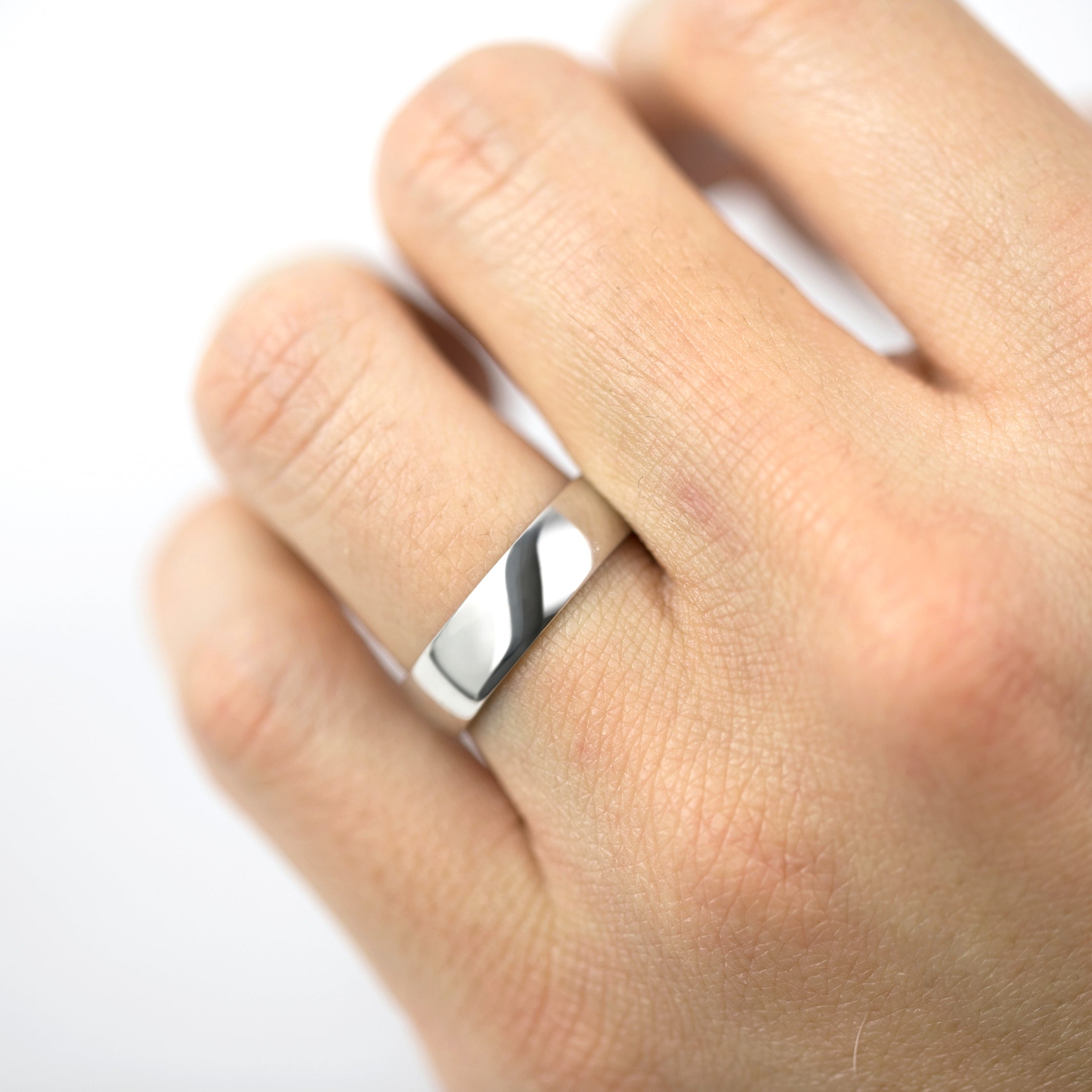 ハーフラウンド ストレート リング Half-Round Straight Band