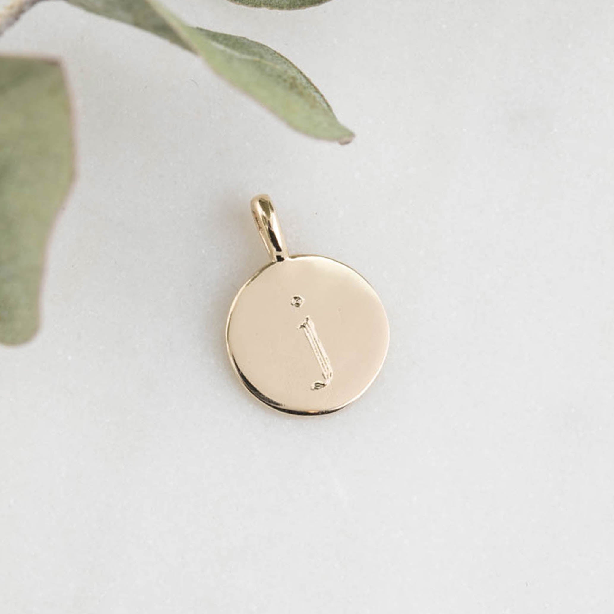 Initial Disc Charm – Envero - Main Image