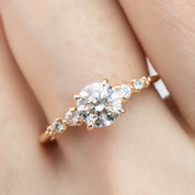Estel Fleur Four Prongs Round Diamond Ring