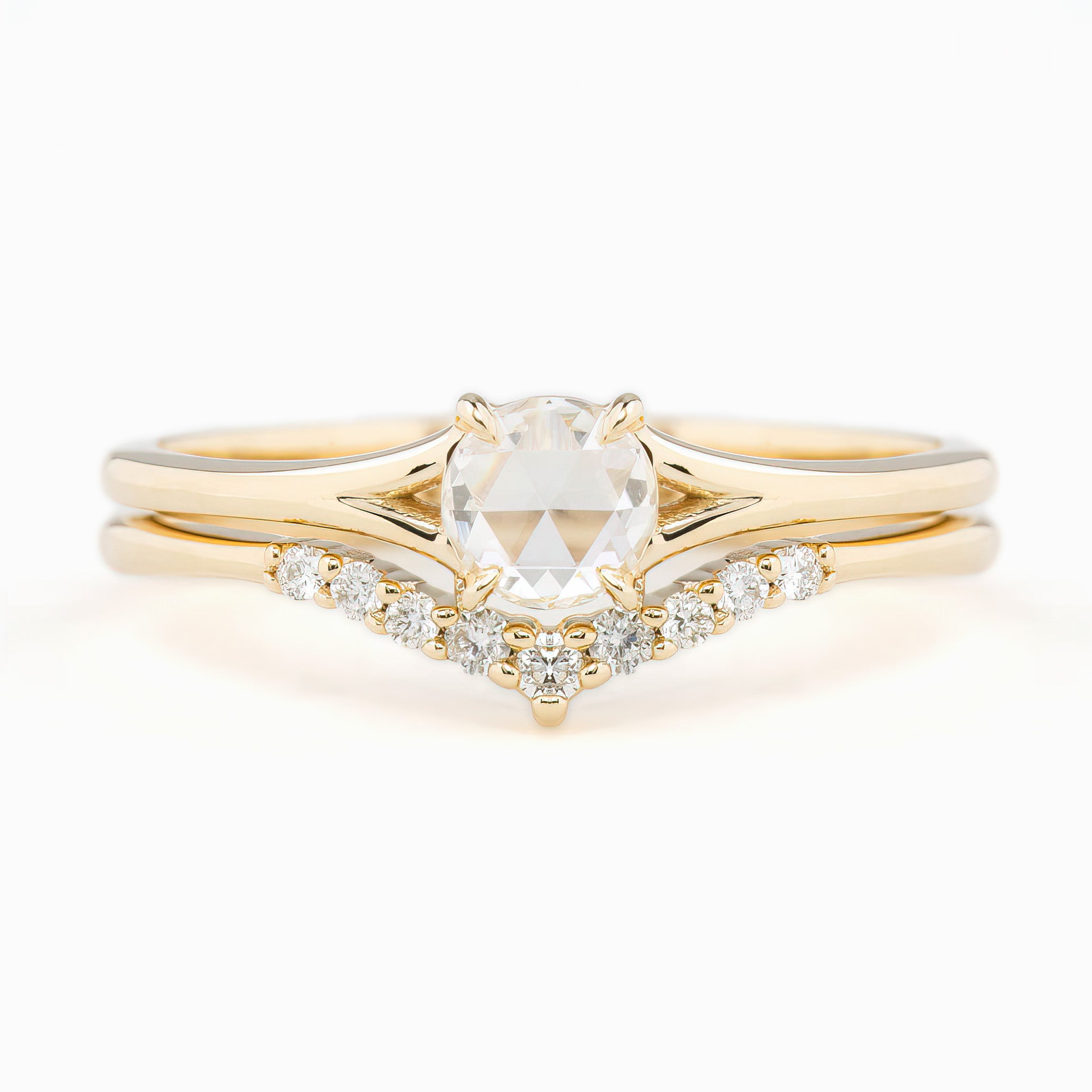 Kylie Round Diamond Ring