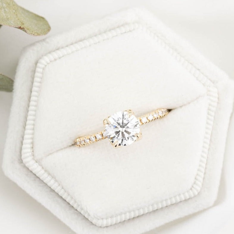 Maria Round Diamond Ring