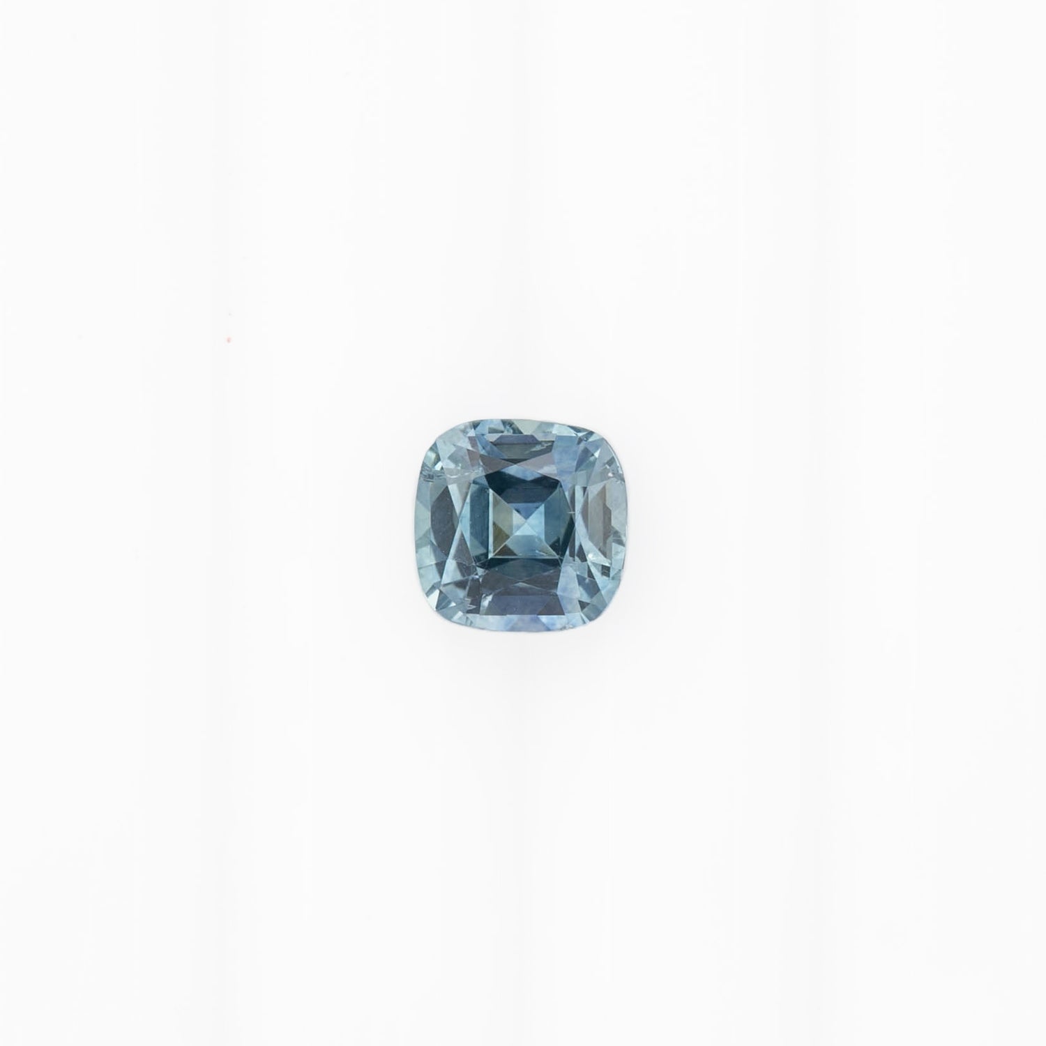 0.81ct クッションカット ブルーサファイア モンタナ産