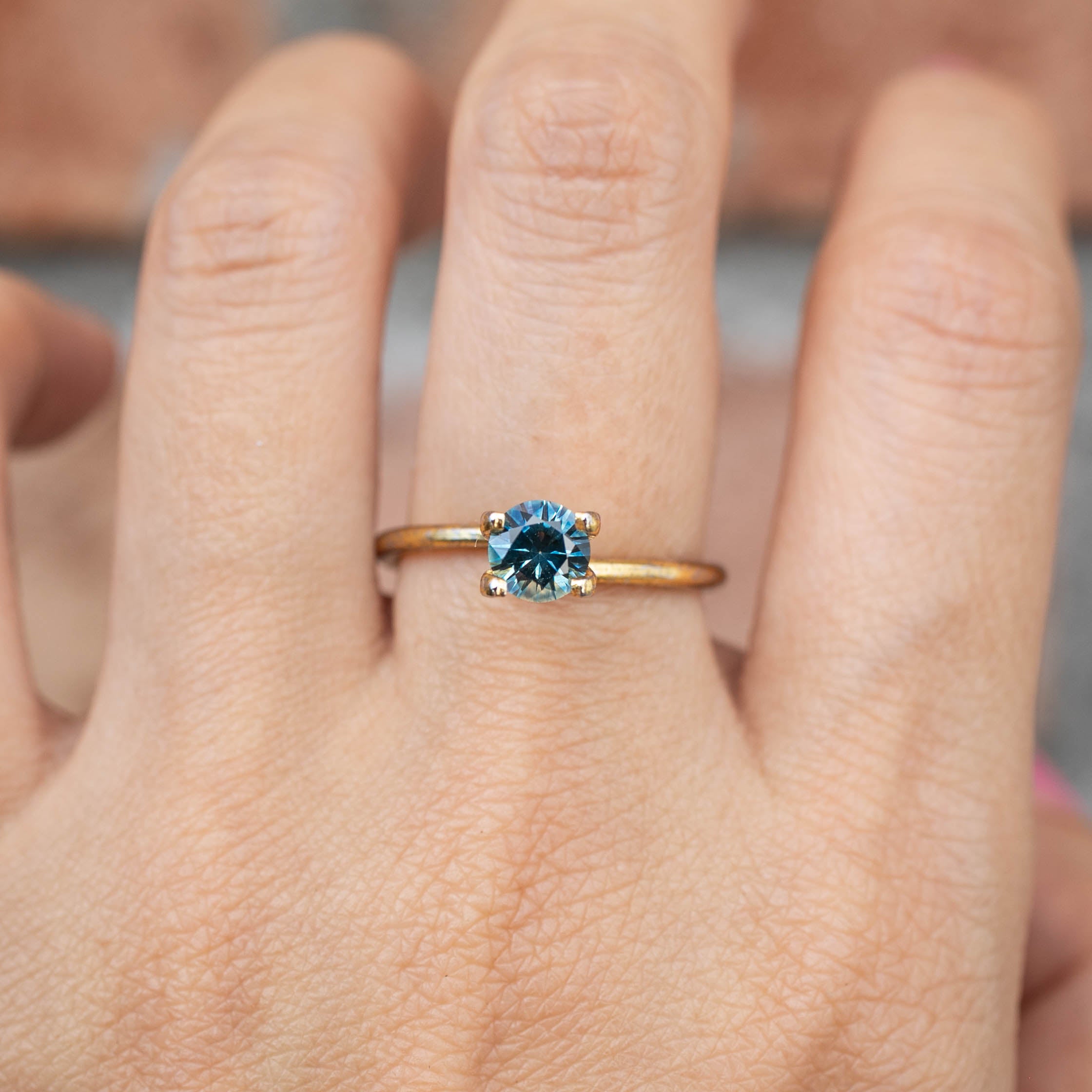 0.73ct ブルーサファイア モンタナ産