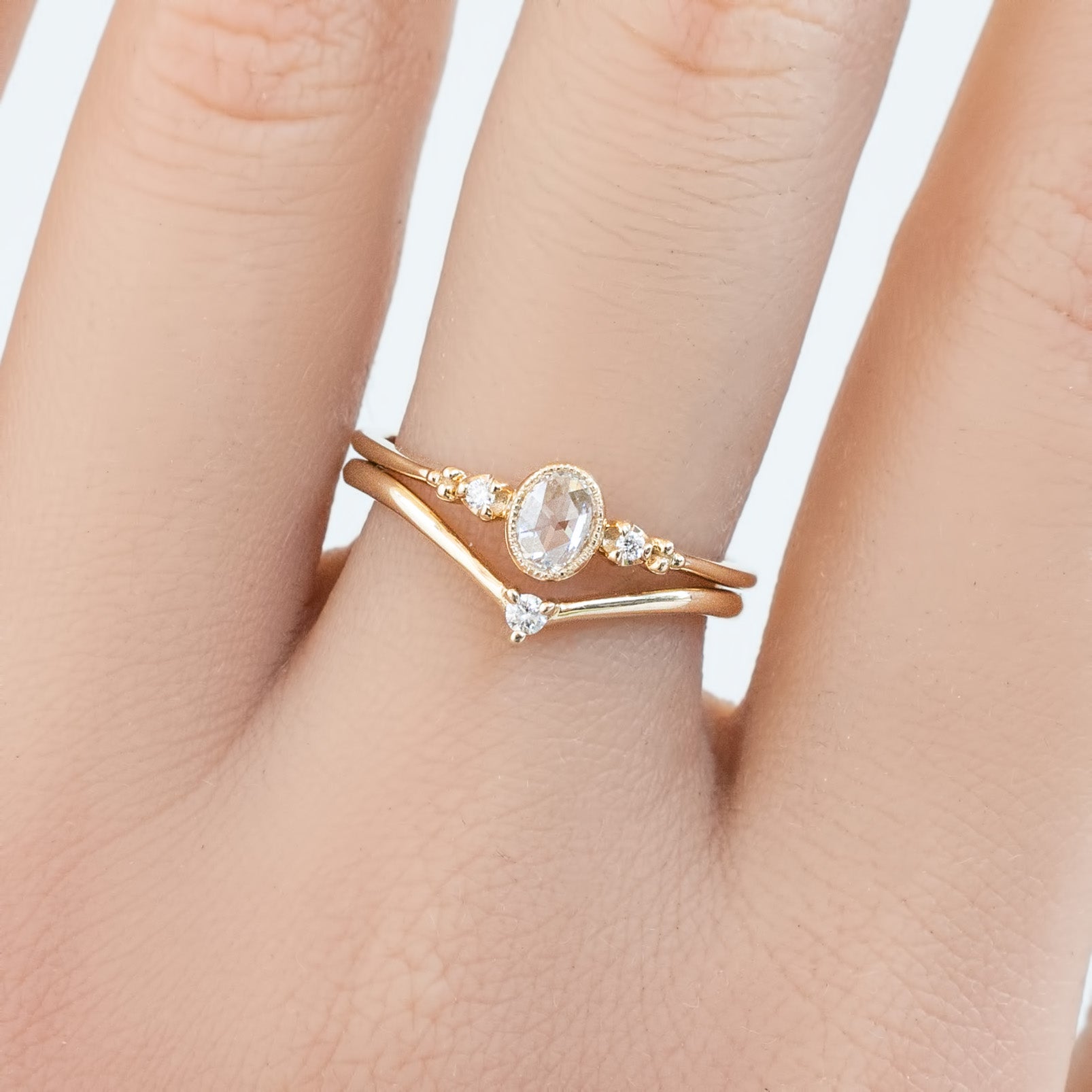 Aster Chevron Petite Ring