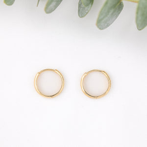 Huggie Earrings 12mm