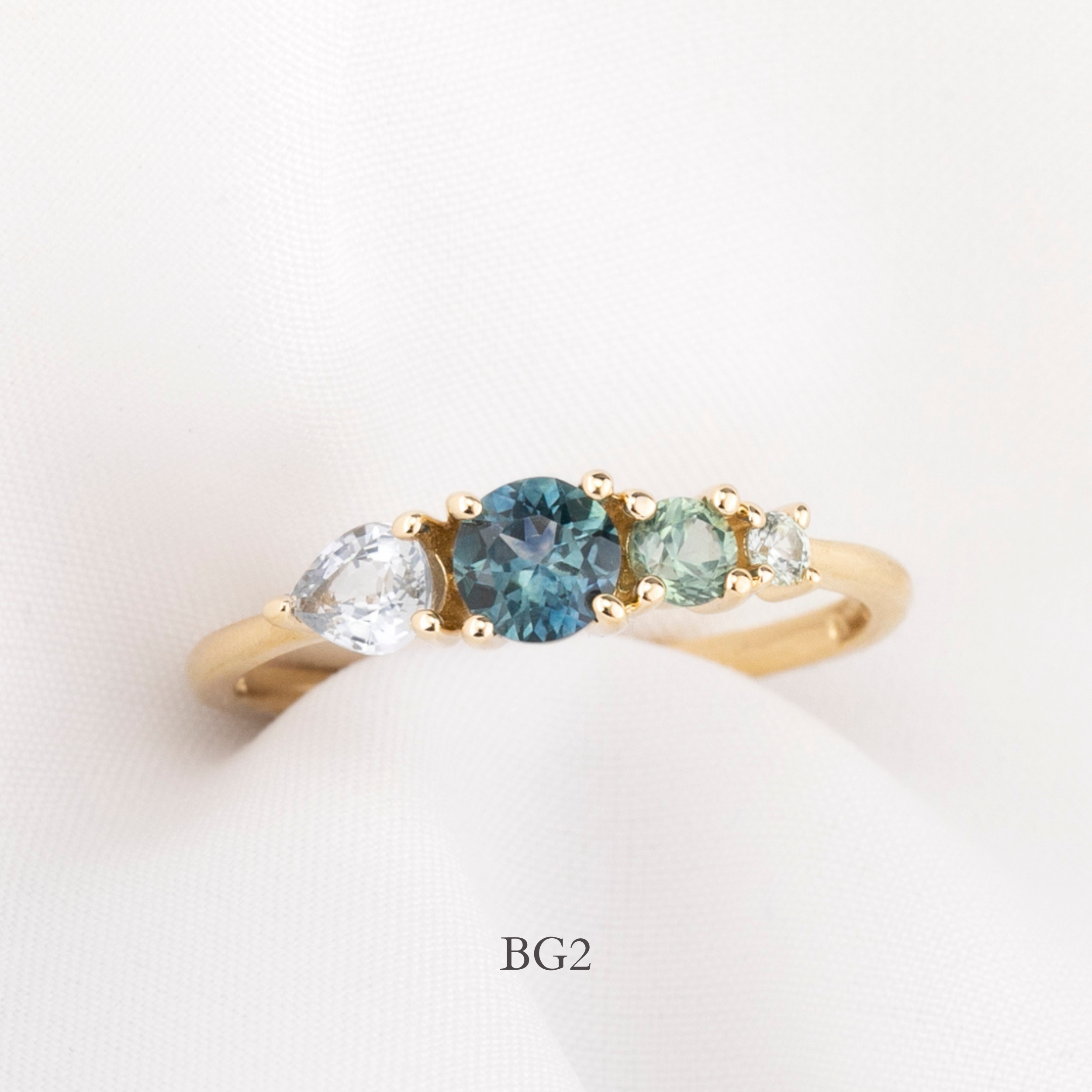 【即日配送】ドロップレッツリング ・0.84ct・マダガスカル＆モンタナ産サファイア・K14YG