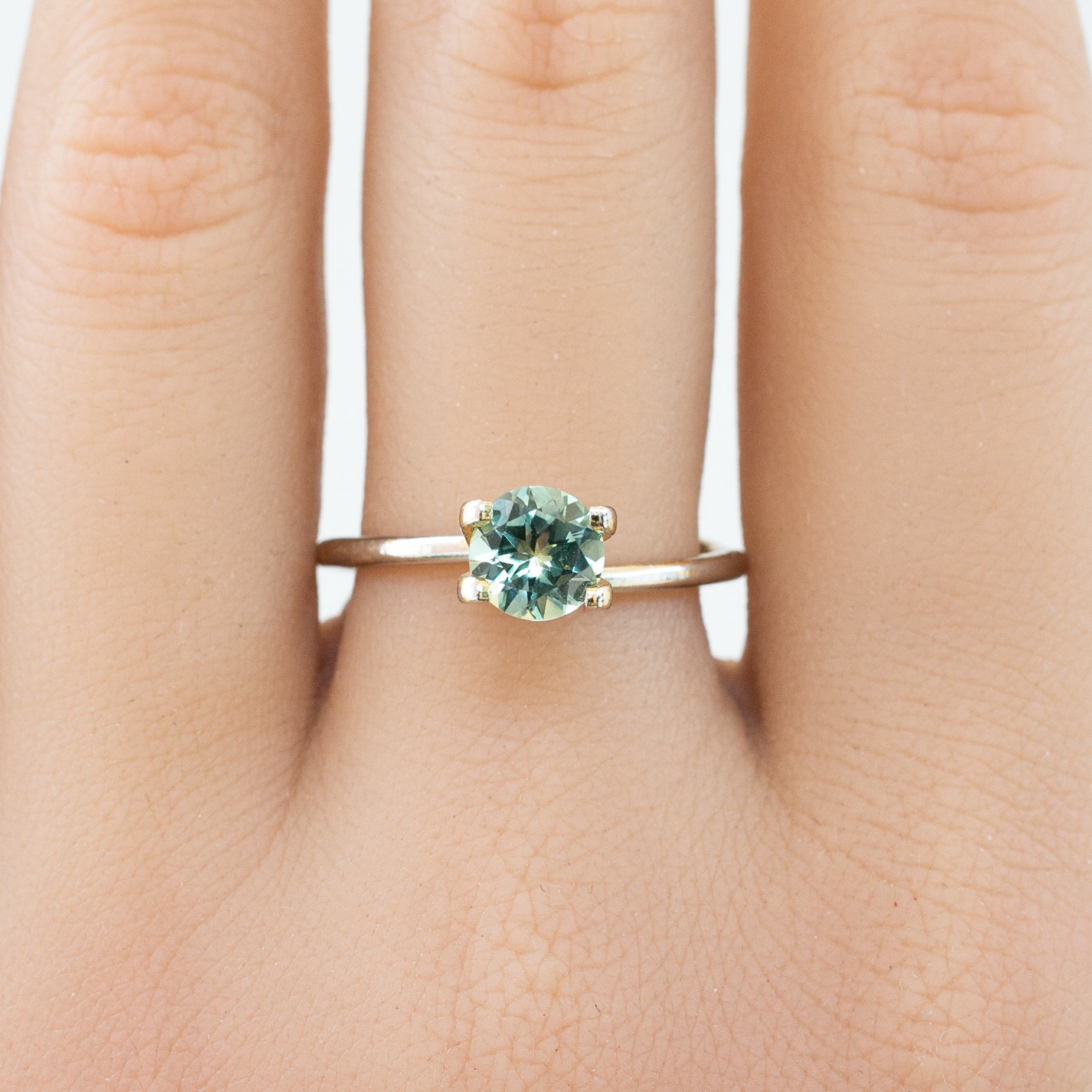 1.09ct Round Cut Parti Green Yellow Montana Sapphire SR277