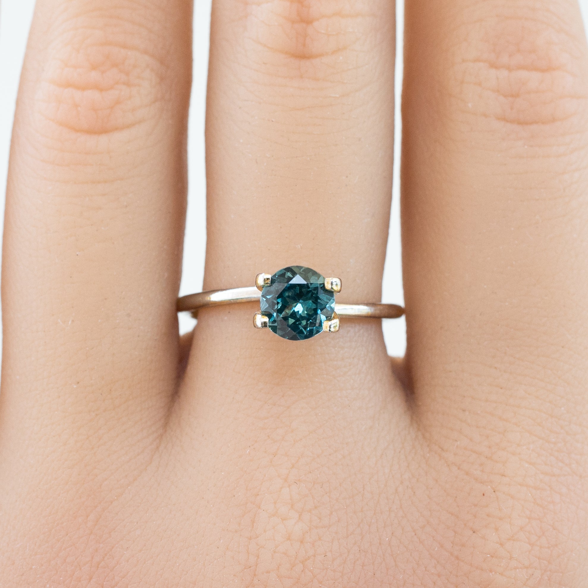 1.23ct Round Cut Blue Green Montana Sapphire SR284