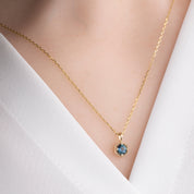 【一点もの】モンタナサファイア　ベゼルセットチャーム