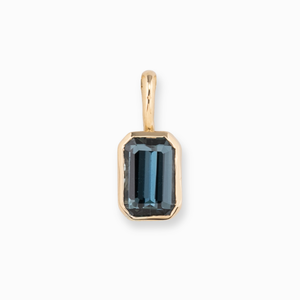 Patia Emerald-Cut Montana Sapphire Charm