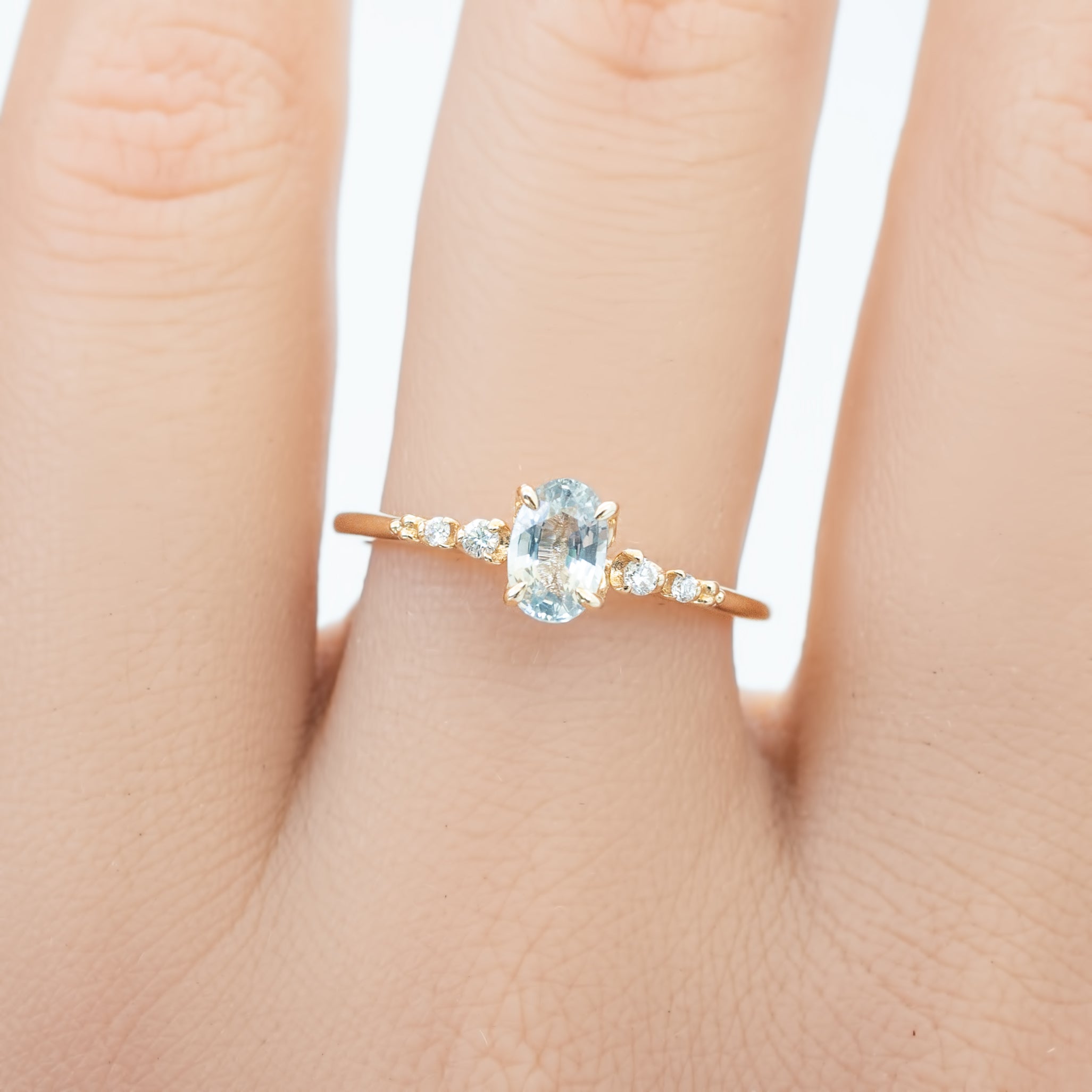 Estel Fleur Ring, 0.60ct Madagascar Sapphire