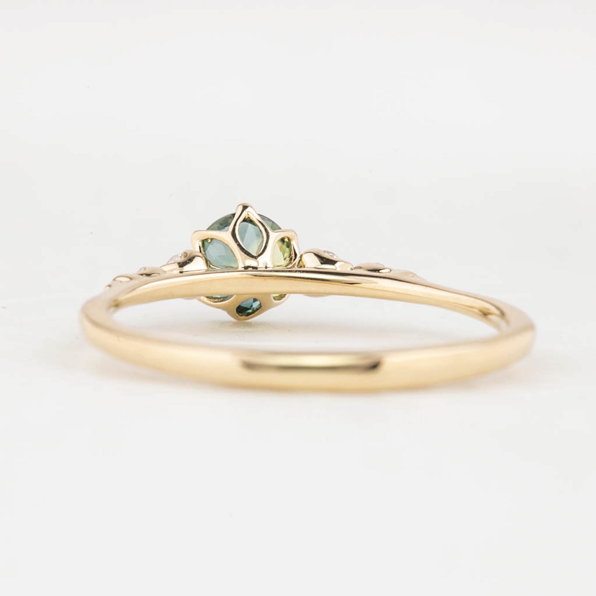 【即日配送】エステルフルールリング ・0.60ct・加熱クイーンズランド産ティールブルーグリーンサファイア・K14YG