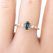 Estel Fleur Ring, 0.60 0.70ct Montana Sapphire