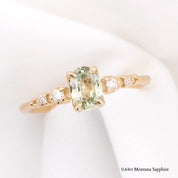 Estel Fleur Ring, 0.60 0.70ct Montana Sapphire