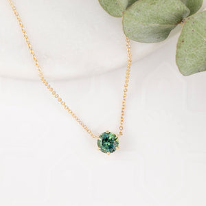 Classic 6 Prong 0.94ct Blue Green Sapphire Necklace 5.5mm