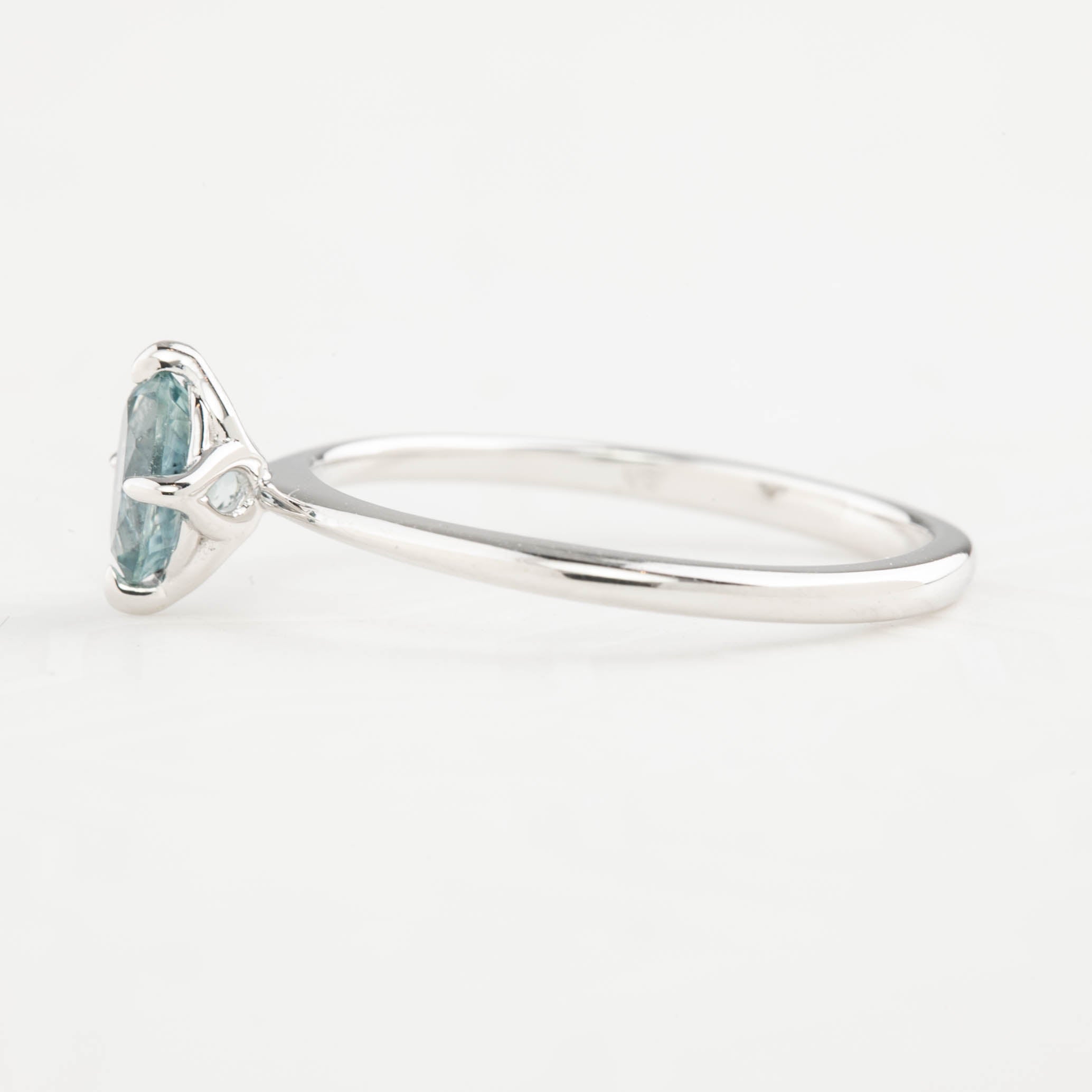 【即日配送】アリスリング ・0.60ct・非加熱マダガスカル産ピンクサファイア・K14RG