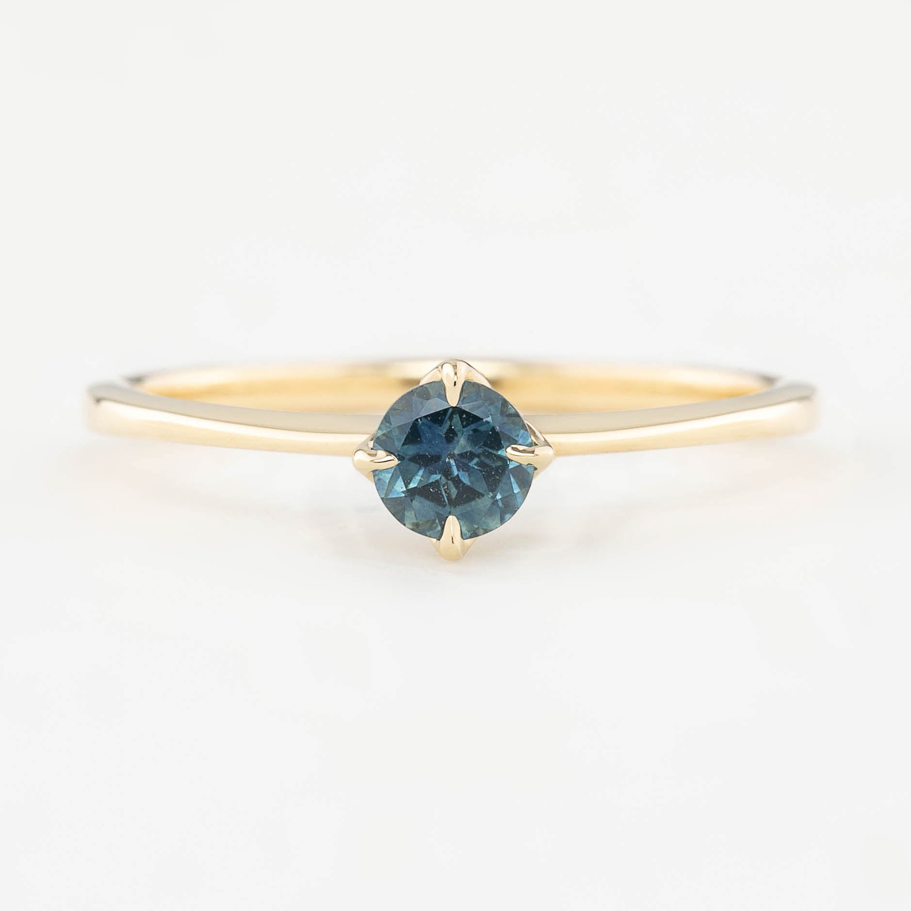 Alice Ring, 0.30ct Montana Sapphire